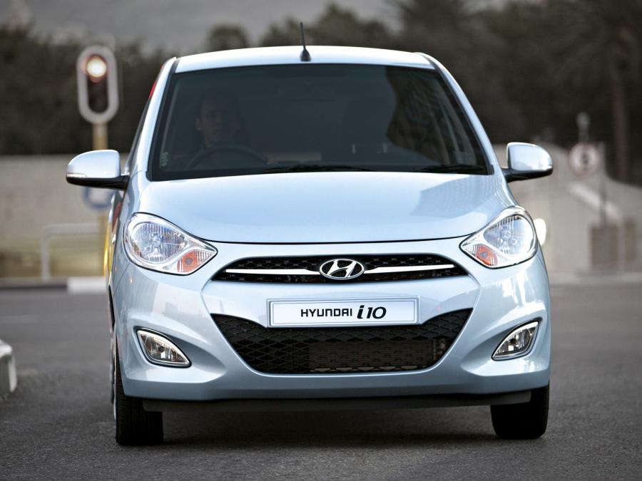  Hyundai i10 2011 года  (ZA) (фото 6 из 15)